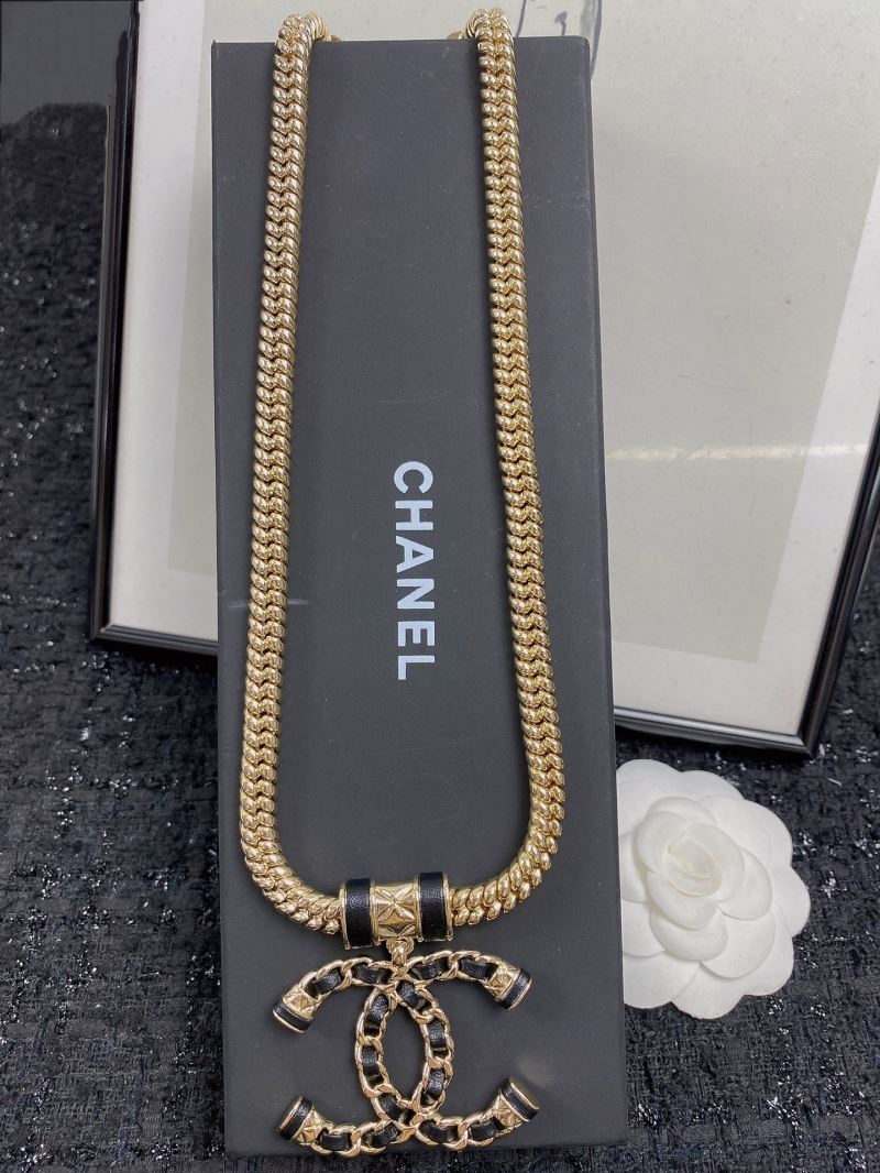 Unclassified Brand Necklaces